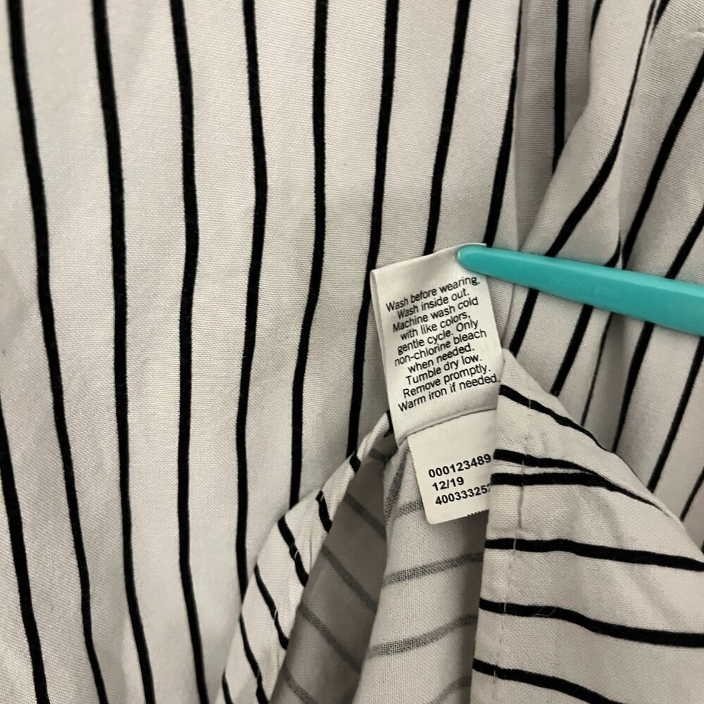 Evri Black & White Striped Lightweight Breathable Blouse Size 4X - Picture 6 of 6